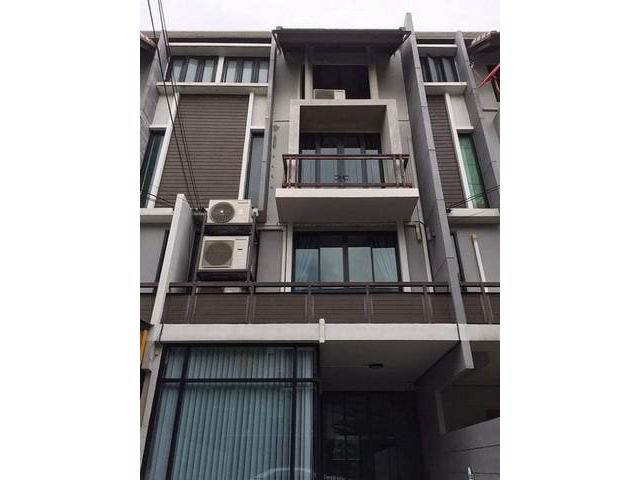 ให้เช่าโฮมออฟฟิศ 4ชั้น อารียาแมนดารีนาสุขุมวิท 77