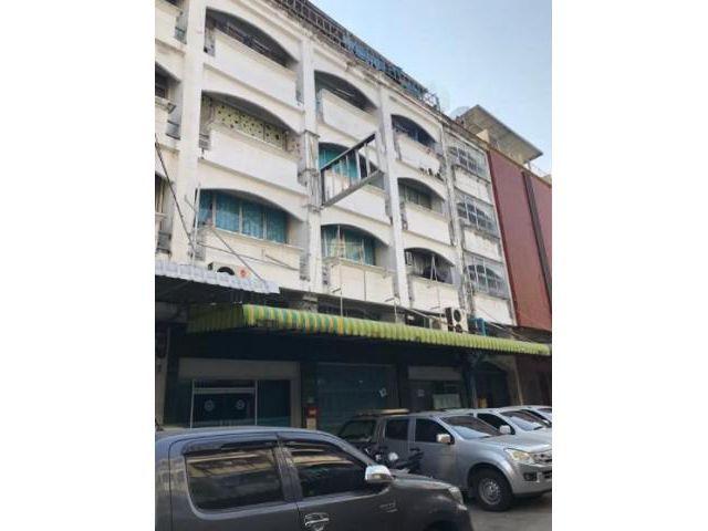 รหัสทรัพย์ B2705 ให้เช่า ตึกแถว 3 คูหา จรัญ 83-1 ติด สนง.เขตบางพลัด