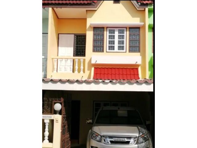 รหัสทรัพย์ B2743 ให้เช่า ทาวน์เฮ้าส์ 2 ชั้น หมู่บ้านเพชรเกษม 2 ใต้ซอย 55/2