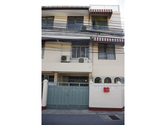 รหัสทรัพย์ B2730 ให้เช่า Townhouse 4 ชั้น ซอยสุขุมวิท 65 ใกล้กับBTS เอกมัยและพระโขนง