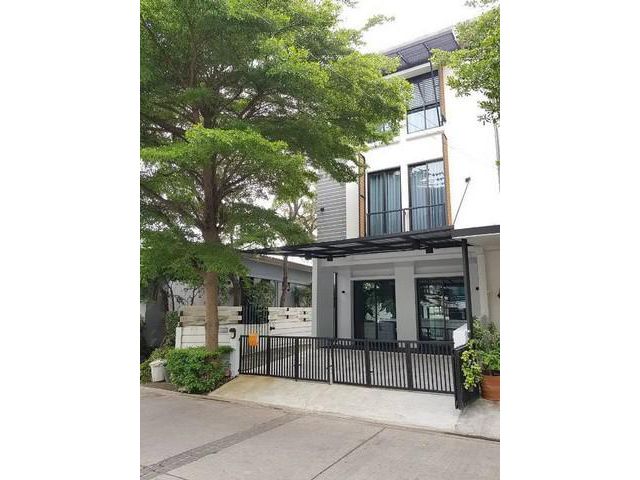 ให้เช่าทาวน์โฮม อารียา แมนดารีน่า สุขุมวิท อ่อนนุช