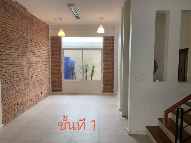 ให้เช่าทาวน์โฮม 3 ชั้น 3 ห้องนอน ศรีนครินทร์ 52