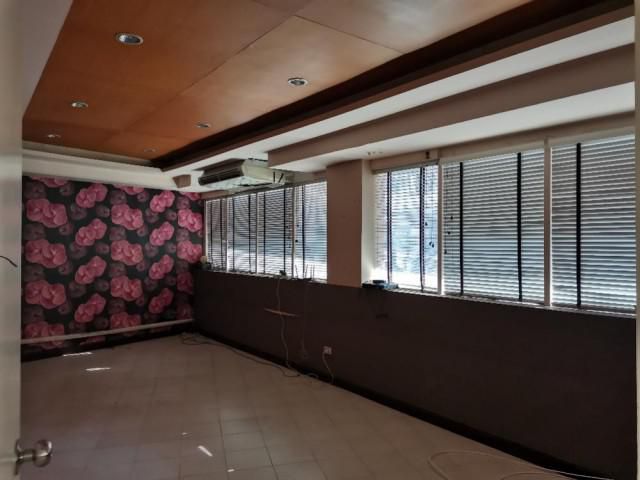รหัสทรัพย์ B2792 ให้เช่า สถานที่ทำออฟฟิศ​ พื้นที่ใช้สอย 120 ตรม. สามย่าน กลางเมือง​ ซอยจุฬา​ 11