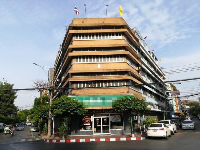 ให้เช่าอาคารพาณิชย์4.5 ชั้น ย่านเยาราช ประตูไชน่าทาวน์ ใกล้ MRT หัวลำโพง ติดวงเวียนประตูเฉลิมพระเกียรติ