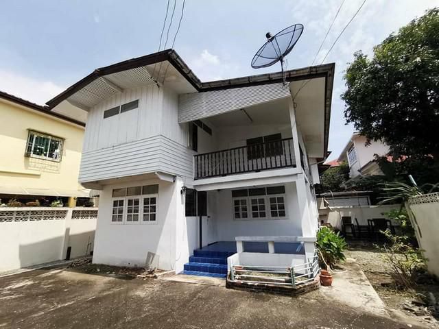 บ้านเดี่ยวขาย : บ้านเดี่ยวย่านอุดมสุข 26
