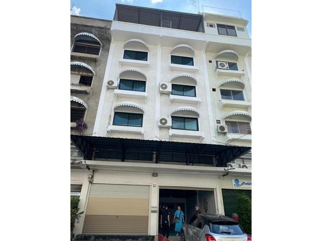 PDD02 ให้เช่าอาคารพาณิชย์ 2คูหา 4.5 ชั้นย่านบางกะปิ ซอยลาดพร้าว130 ตกแต่งพร้อมใช้งาน เหมาะทำออฟฟิศ หรือร้านค้า ใกล้BTSลา