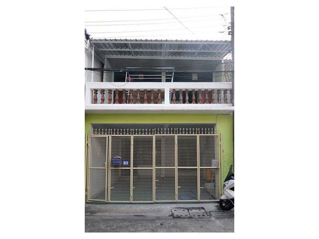 ให้เช่าทาวน์เฮ้าส์ 2 ชั้นซ.ประชาราษฎร์บำเพ็ญ ห้วยขวาง