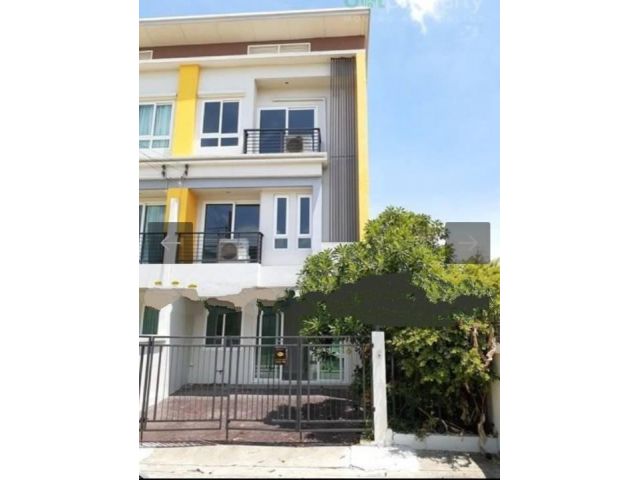 ให้ทาวน์โฮม 3 ชั้น โครงการสุวรรณภูมิทาวน์ ลาดกระบัง