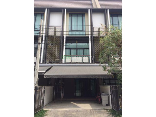 PP818ขายต้องการให้เช่าทาวน์โฮม 3 ชั้น หมู่บ้านฟลอร่า วงศ์สว่าง ใกล้รถไฟฟ้าสายสีม่วง เฟอร์นิเจอร์ครบพร้อมอยู่
