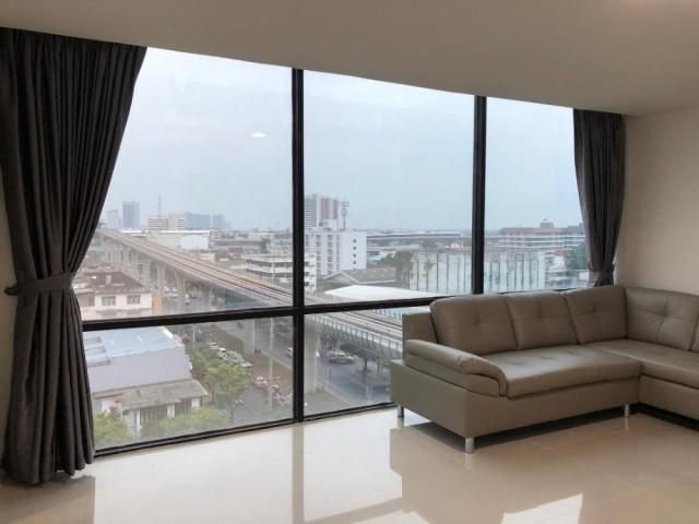 รหัสทรัพย์ B2884 ให้เช่า คอนโด Richy Tower (เฟอร์และเครื่องใช้ไฟฟ้าครบห้องสวยพร้อมอยู่)