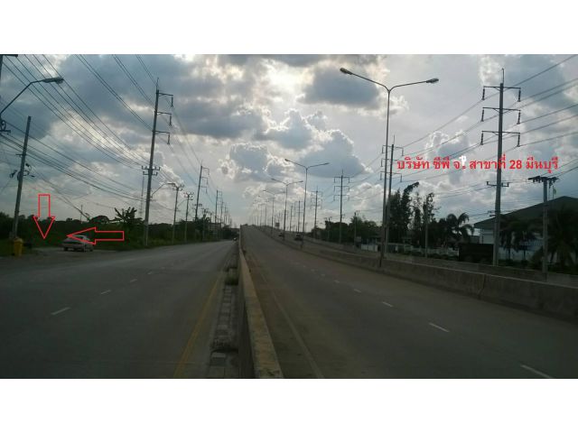 ขายที่ดินติดถนนสุวินทวงศ์  เนื้อที่ 45-3-61 ไร่  ตรงข้ามโรงงานซีพีเอฟ มีนบุรี