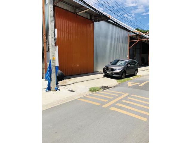 ห้เช่าโกดังพร้อมออฟฟิศ ขนาด 310 ตรม. ถนนนวมินทร์