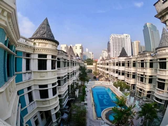 ทาวน์โฮมเช่า : หมู่บ้านชิชา คาลเซิล สุขุมวิท 31