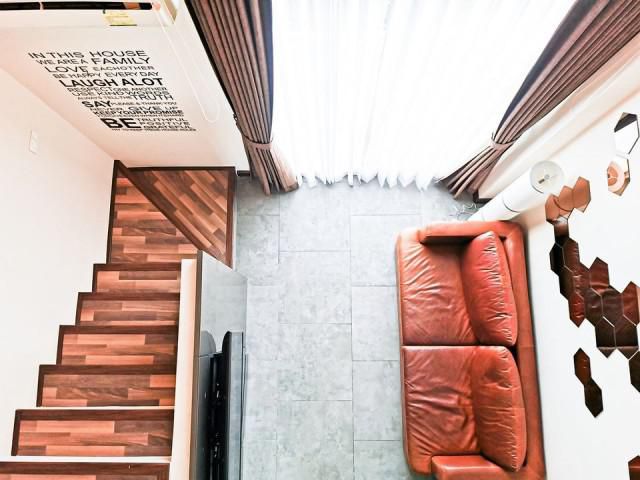 รหัสทรัพย์ A0247 Beyond Sukhumvit  ใกล้ BTS บางนา และ BTS อุดมสุข เพดานสูง วิวเมือง