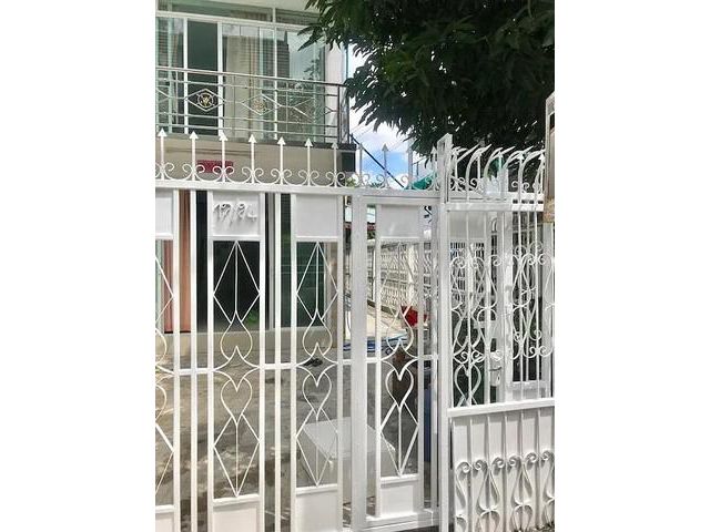 ให้เช่าทาวน์เฮ้าส์ 3ชั้น รีโนเวทใหม่ ถนนเจริญนคร