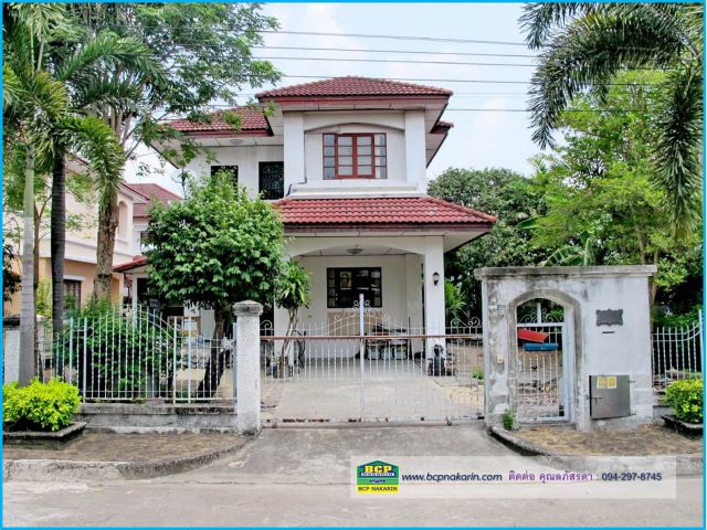 ม.มัณฑนา ถนนศรีนครินทร์ เนื้อที่ 94 ตร.ว. บิวอินท์ทั้งหลัง พร้อมเข้าอยู่ - 015330