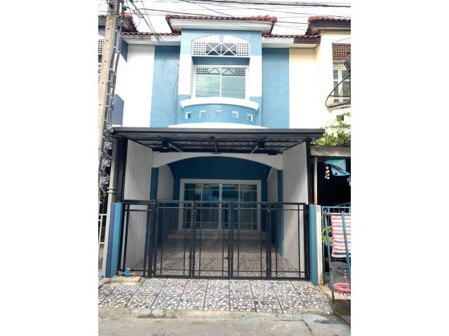 #ทาวน์เฮ้าส์2ชั้น  #ตกแต่งสไตล์หรู #หมู่บ้านปิยวรารมย์พร้อมอยู่