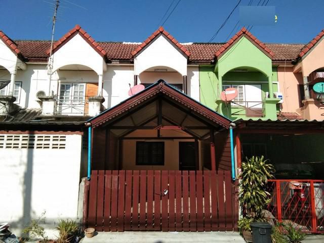 ขาย 1.55 ล้าน ทาวน์เฮาส์ หมู่บ้านพูนทรัพย์
