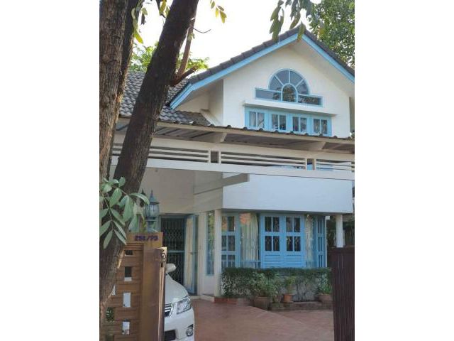 รหัสทรัพย์ B3013 ให้เช่าบ้านเดี่ยว2ชั้น หมู่บ้านสัมมากร รามคำแหง 110 (เลี้ยงสัตว์พันธุ์เล็กได้)