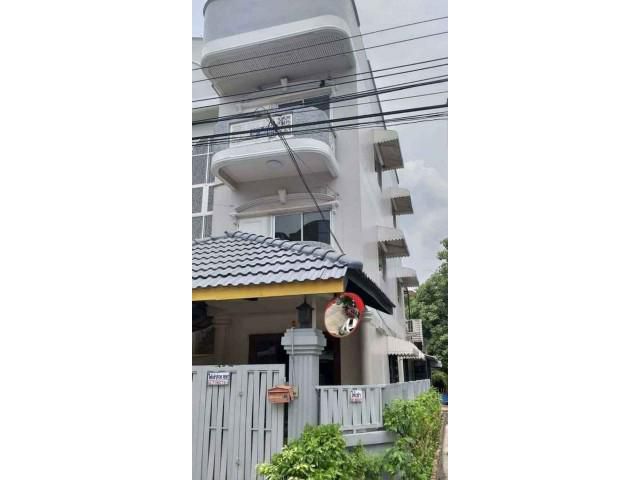 รหัสทรัพย์ B3010 โฮมออฟฟิศให้เช่า ทำเลทอง ใกล้ทาวน์อินทาวน์ ถนนเลียบด่วน ประดิษฐ์มนูธรรมซอย 3
