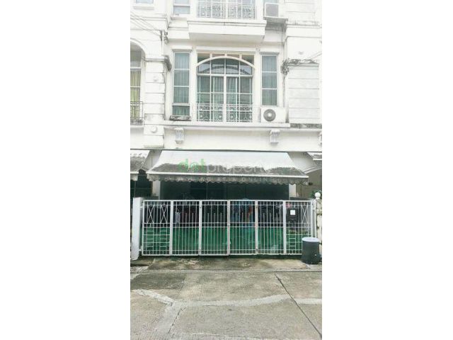 ขายพร้อมผู้เช่า ทาวน์โฮม3ชั้น บ้านกลางเมือง ลาดพร้าว 71