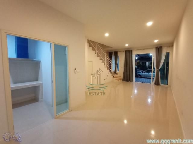 เช่าบ้านกลางเมือง MRT ลาดพร้าว 101 3 ชั้น 24,999