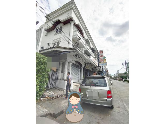 ขายทาวน์เฮ้าส์ 3 ชั้น ถ.แฮปปี้แลนด์สาย 1 บางกะปิ ใกล้เดอะมอลล์ 05472