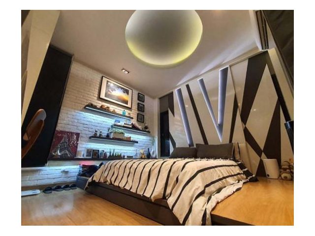 ขายบ้านเดี่ยวหรู 3 ชั้น สไตล์โมเดิร์น รัชดา 3