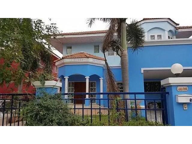 รหัสทรัพย์ A0453 หมู่บ้าน พัฒนาสิริ ซาฟารีเวิร์ด มีพื้นที่รอบบ้าน หมู่บ้านเงียบ ไม่มีซอยย่อย