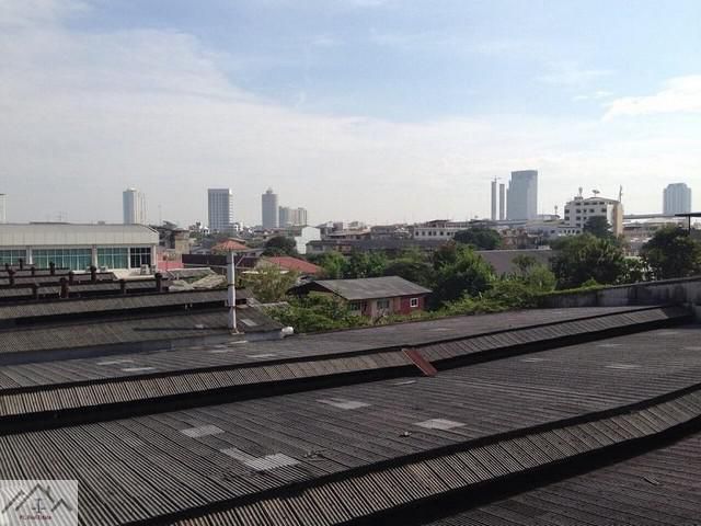 ขายที่ดินพร้อมสิ่งปลูกสร้าง 603 ตรว. ติดถนนพระราม3