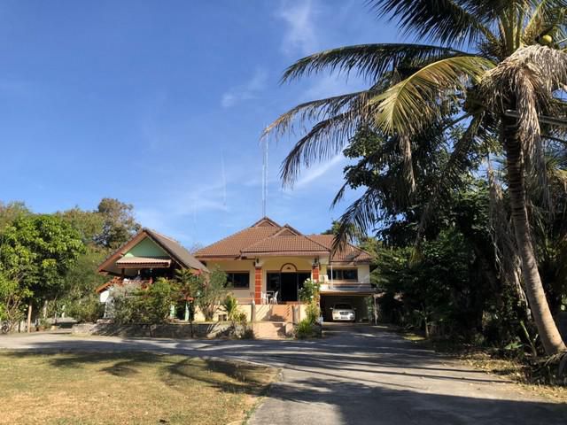 ขายด่วน บ้านสวนพร้อมที่ดิน บ้านสวยสภาพดี