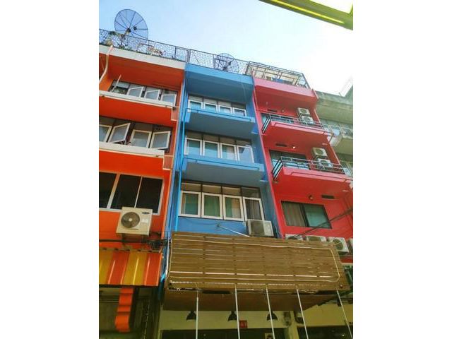 ให้ช่าอาคารพาณิชย์ 4ชั้น ถนนศรีบำเพ็ญ พระราม4 สาทร