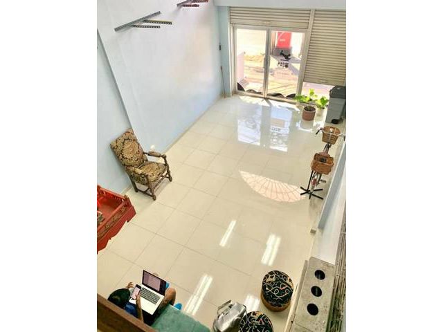 ให้เช่าอาคารพาณิชย์ ถนนนางลิ้นจี่ ใกล้สีลม สาทร