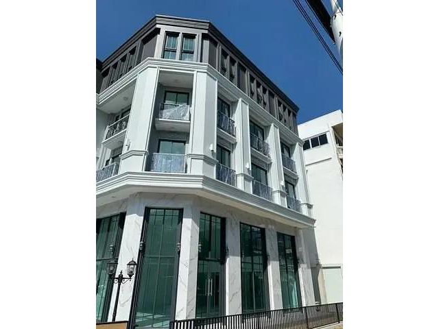 ให้เช่าโฮมออฟฟิศ 4ชั้น ลิฟท์ส่วนตัว ติดถนนอ่อนนุช