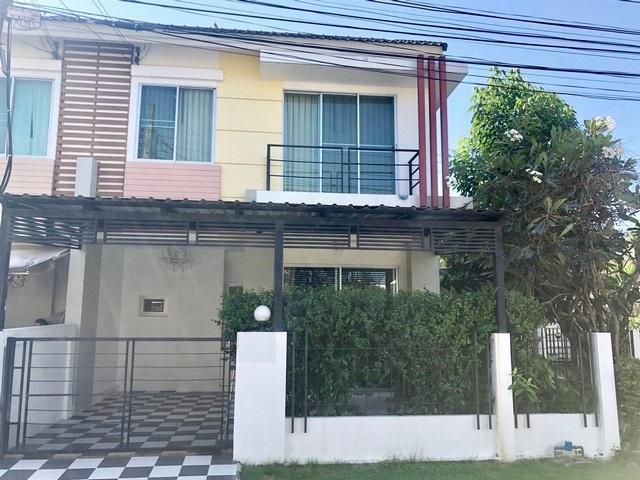ห้เช่าทาวน์โฮม2ชั้นหลังริม  ย่านวัชรพล