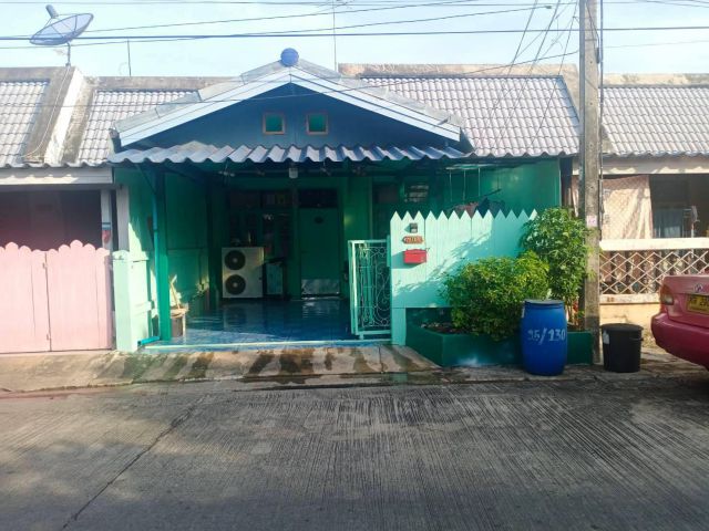 ขายบ้านอยู่เจริญ2 ลำลูกกาคลอง4 ทาวน์เฮ้าส์ชั้นเดี่ยว ราคาเพียงล้านต้นๆ พร้อมอยู่  อำเภอลำลูกกา  ปทุมธานี