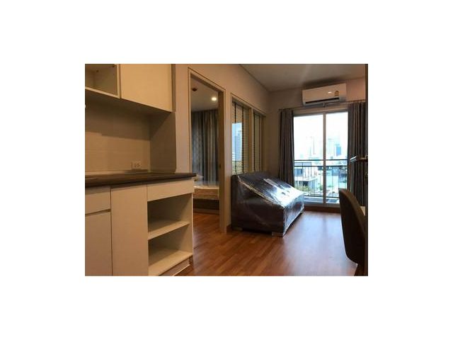 ให้เช่าคอนโด ลุมพินีพาร์ค วิภาวดี-จตุจักร ห้องมุม