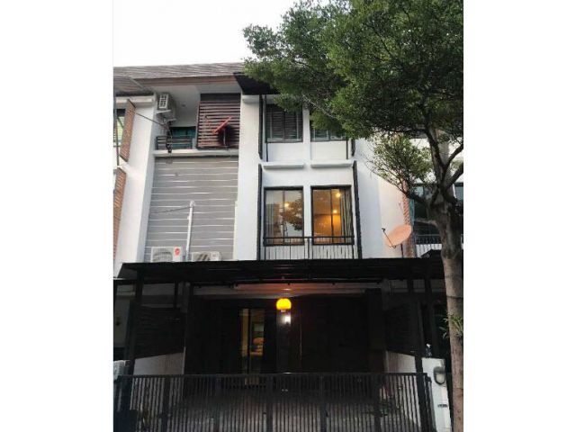 ขายทาวน์โฮม 3 ชั้น อารียา โมวา เกษตร-นวมินทร์