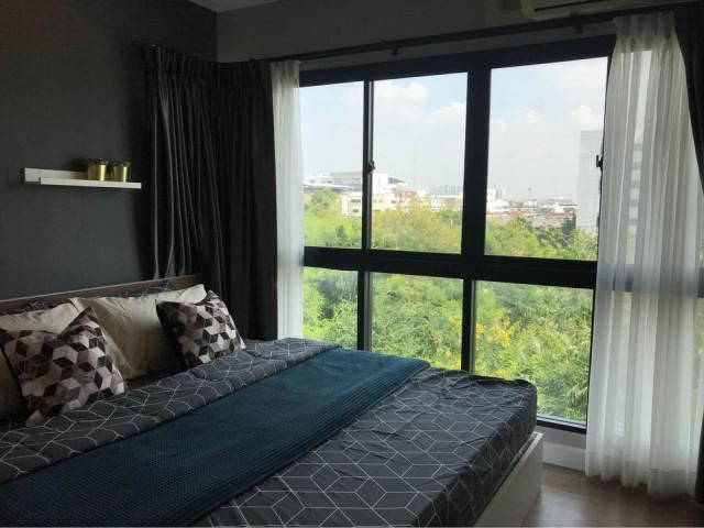 รหัสทรัพย์ A0558  Hall Mark NgamWongwan ห้องมุม แต่งสวย เฟอร์ครบ 2 ห้องนอน