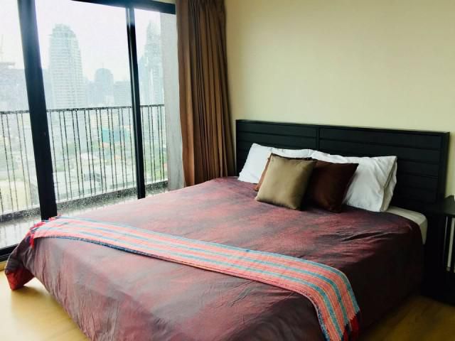 รหัสทรัพย์ B3167 คอนโด NOBLE REVEAL เอกมัย (ห้องมุม Fully furnished เครื่องใช้ไฟฟ้าครบ)