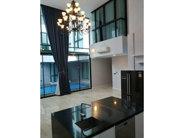 ให้เช่าบ้านเดี่ยว 3ชั้น สุขุมวิท39 ใกล้BTS