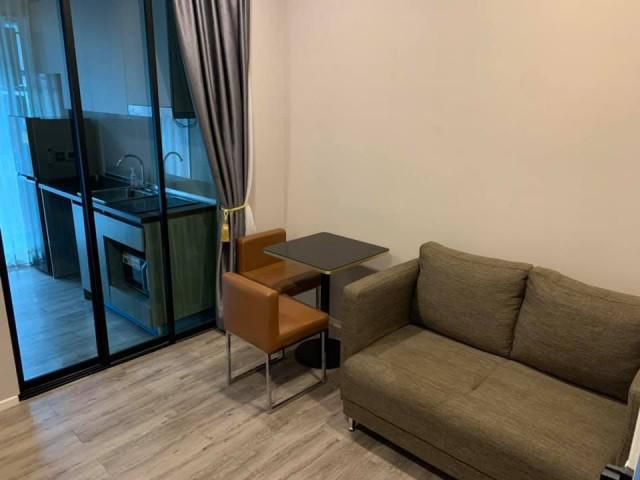 รหัสทรัพย์ B3154 ให้เช่า คอนโด Brown Condo รัชดา 32 (เฟอร์และเครื่องใช้ไฟฟ้าครบ พร้อมอยู่)