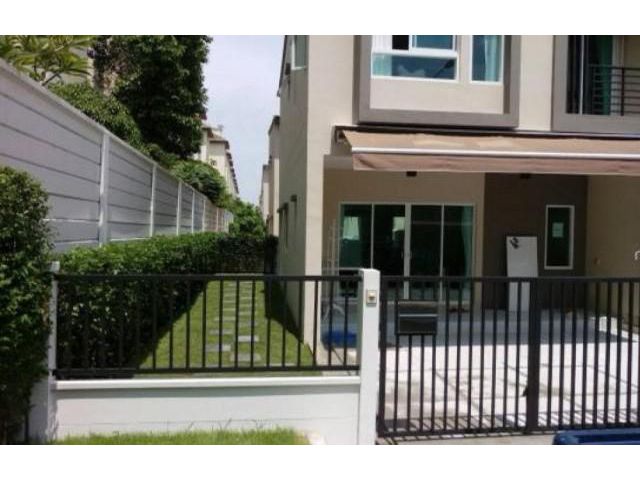 รหัสทรัพย์ B3178 ให้เช่าโครงการ บ้านกลางเมือง สวนหลวง ร9 ( AP) ทาวน์โฮม2ชั้น เฟอร์นิเจอร์ครบ