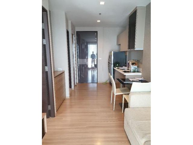 รหัสทรัพย์ A0652 RHYTHM สาทร ( ริธึ่ม สาทร ) ใกล้ BTS สะพานตากสิน วิวดี