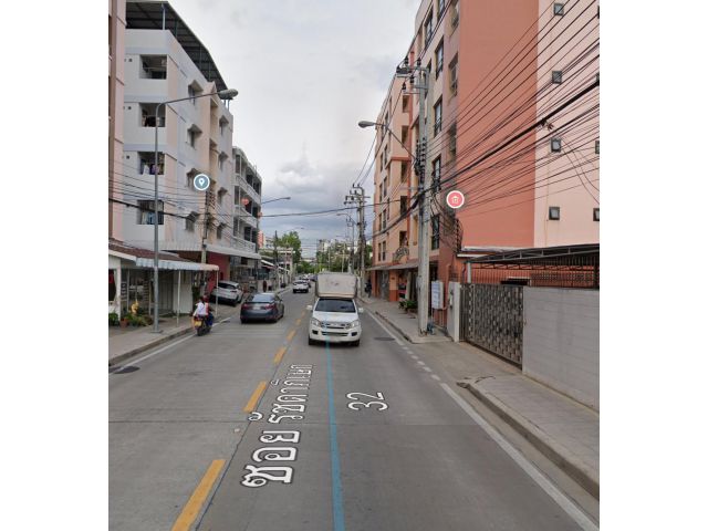 ขาย บ้าน 2 ชั้น พร้อมที่ดิน ซอยรัชดาภิเษก 32