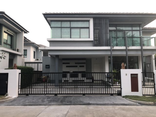 ขายบ้านเศรษฐสิริ ศรีนครินทร์ – พระราม 9 ขนาด 77 ตรว หลังมุมติดสวน