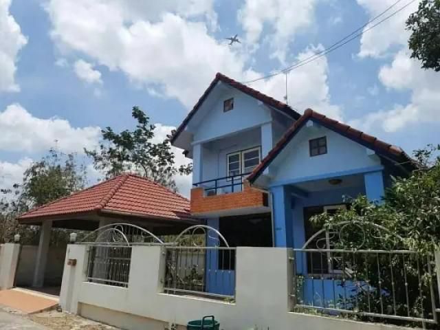 รหัสทรัพย์ A0692 บ้านเดี่ยว หมู่บ้านประภาวรรณโฮม  เดินทางสะดวก บ้านกว้าง