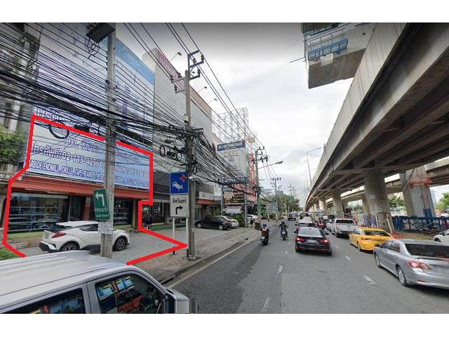 ให้เช่าอาคารพาณิชย์  1 ชั้นครึ่ง ย่านศรีนครินทร์