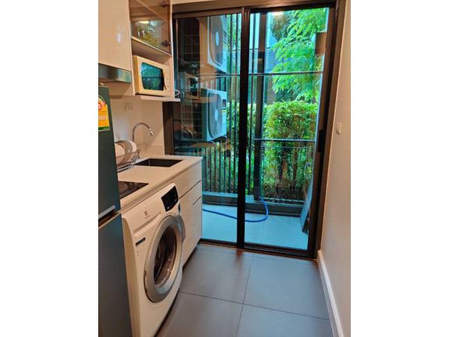 รหัสทรัพย์ B3234 คอนโด METROLUXE พหลโยธิน-สุทธิสาร (โรสโกลด์) เฟอร์นิเจอร์เครื่องใช้ไฟฟ้าครบ