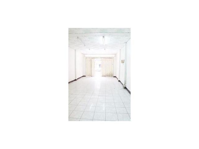 ขาย ทฮ. 2 ชั้น ม.อินทราวิลล่า 2 นอน 2 น้ำ